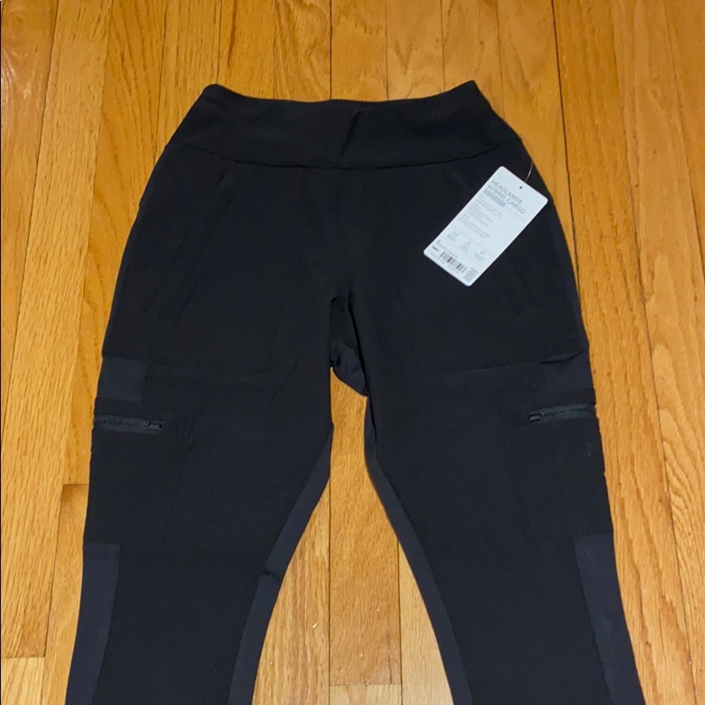 Athleta Headlands Hybrid Cargo